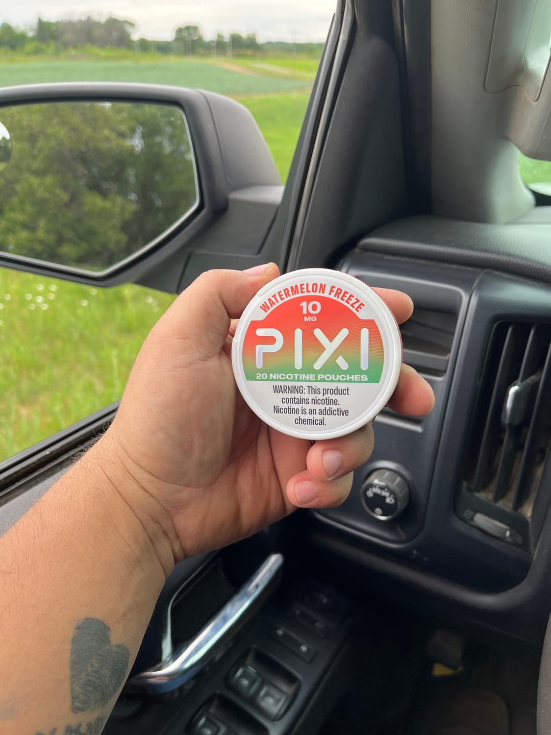 Customer photo review of PIXI Nicotine Pouches