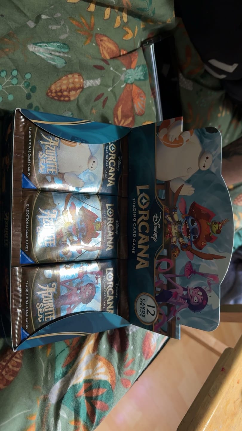 Customer photo review of Disney Lorcana Azurite Sea Booster Pack
