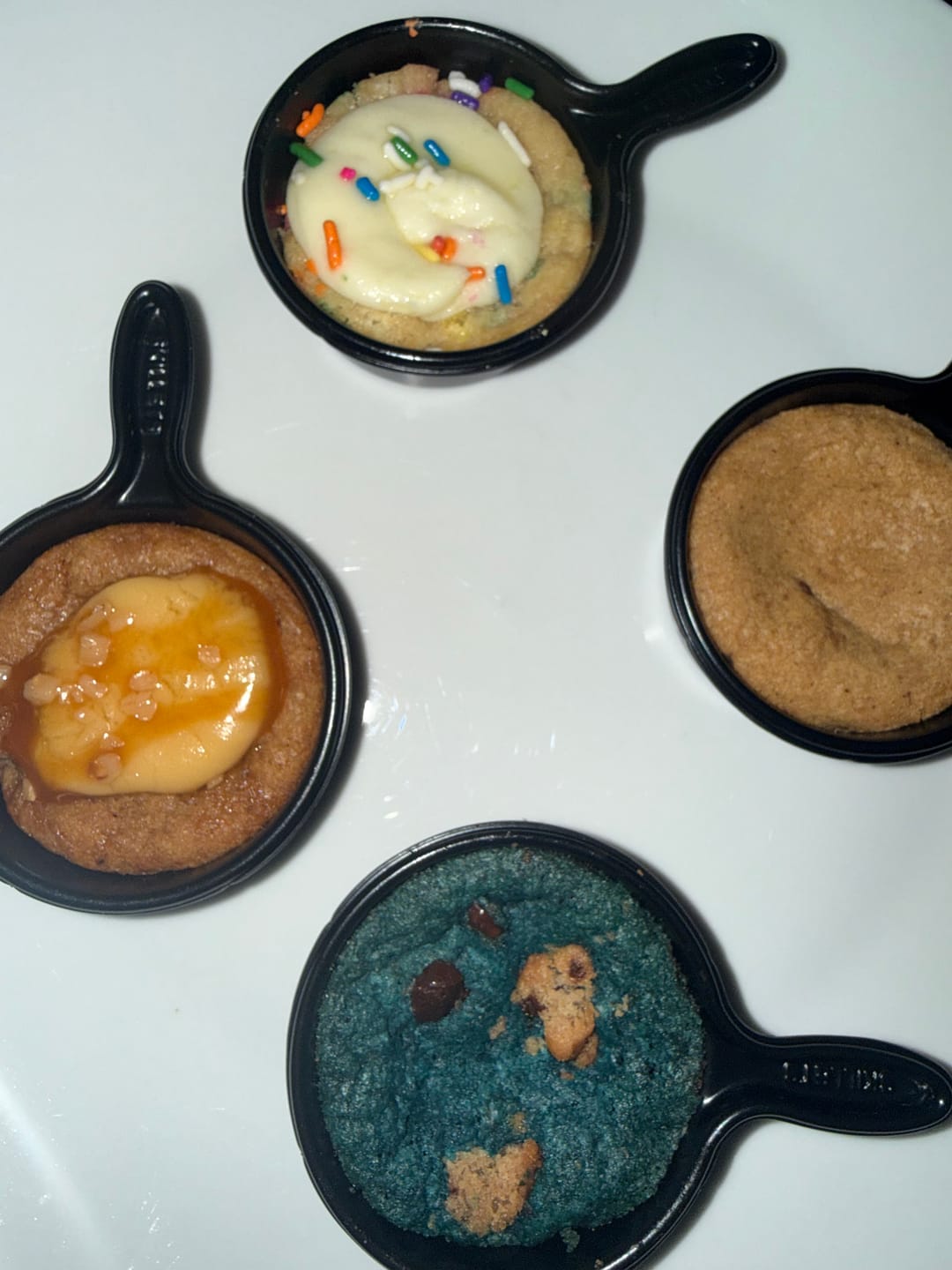 Customer photo review of Mini 2" Skillet