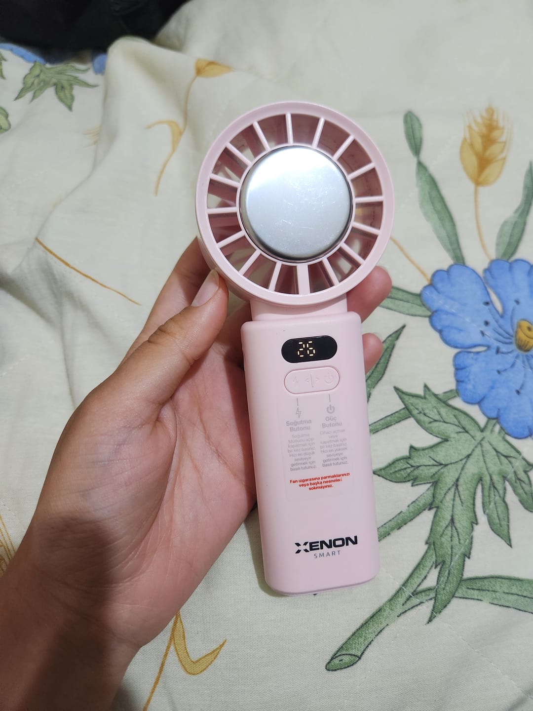 Customer photo review of El Vantilatörü | Peltier Soğutma, 100 Kademe, 3600mAh, 8300 RPM, USB-C, Askılı, Pembe (X6111)