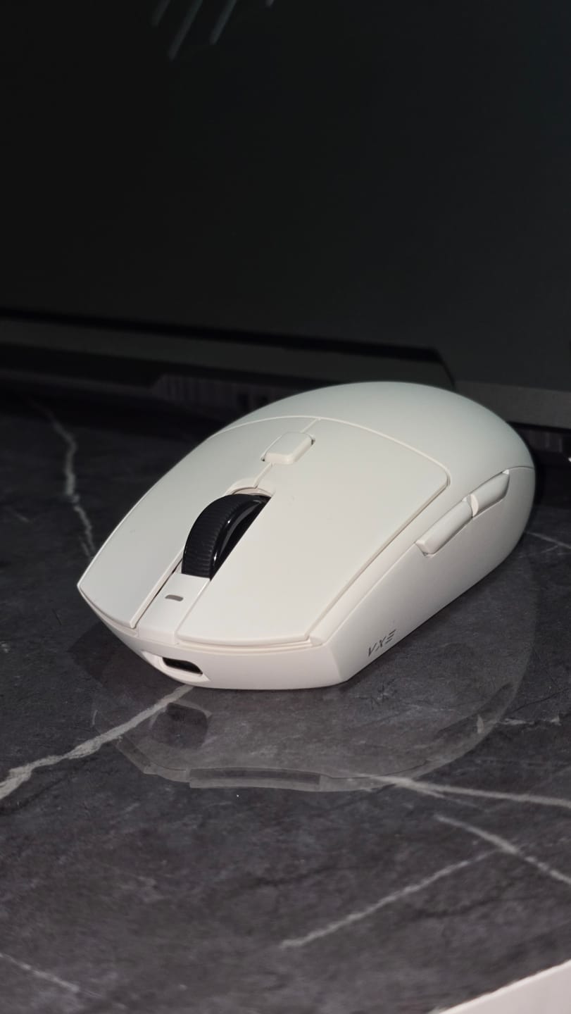 Customer photo review of VXE Dragonfly V3 Wireless Mouse