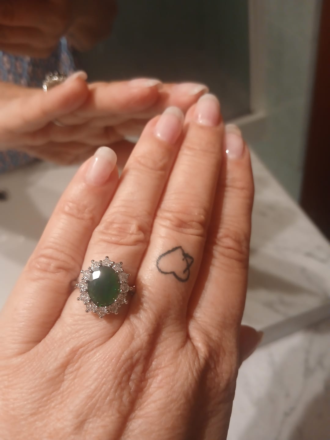 Customer photo review of Anello Smeraldo LUCE PERFETTA® Made in Italy Certificato