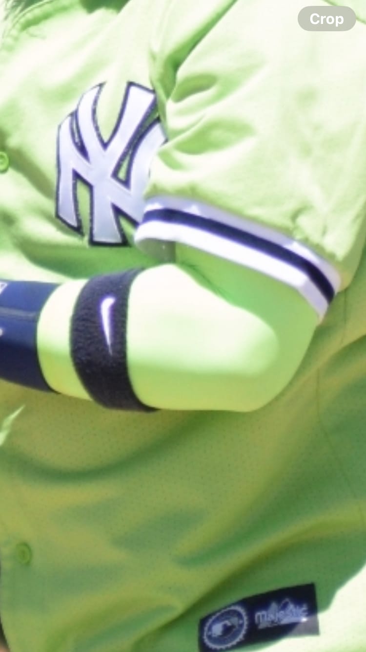 Customer photo review of Phenom Elite Nano-Stretch Compression Sleeve - Team Colors