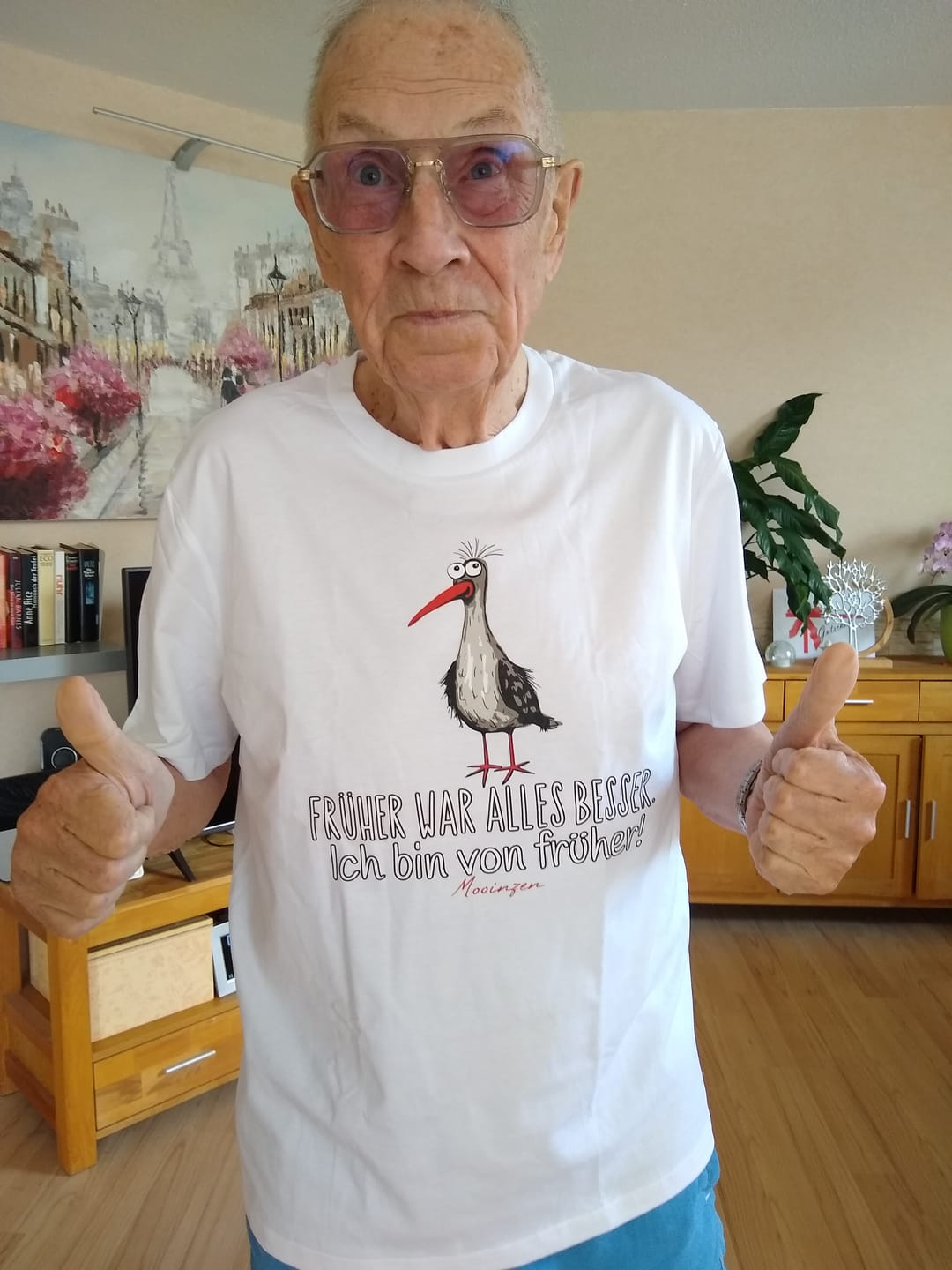 Customer photo review of Früher war alles besser! · Herren Premium Bio T-Shirt