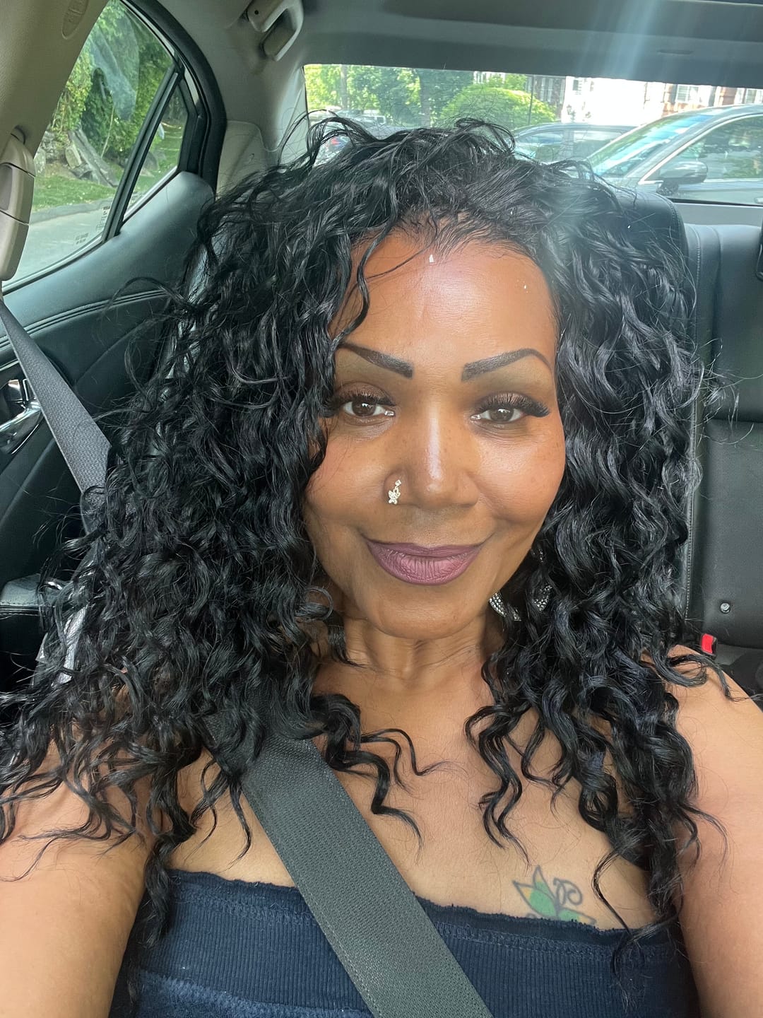 Customer photo review of Vanessa Vibe Swap Half Wig - ELISEY