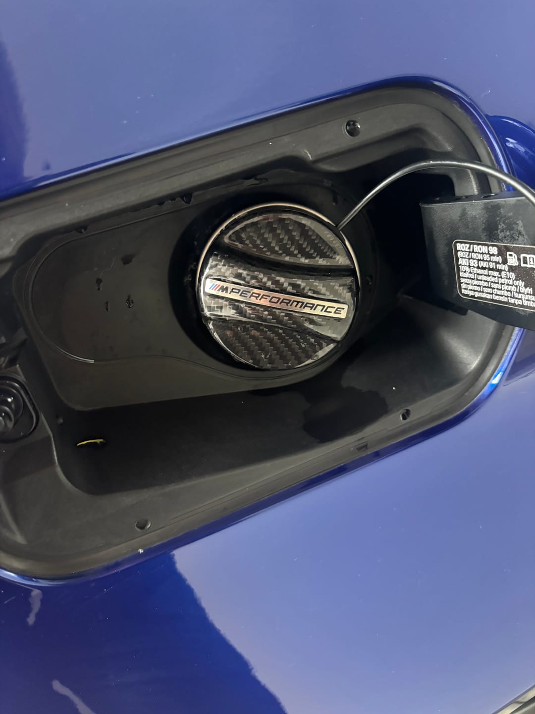 Customer photo review of BMW M CARBON FIBRE FUEL CAP