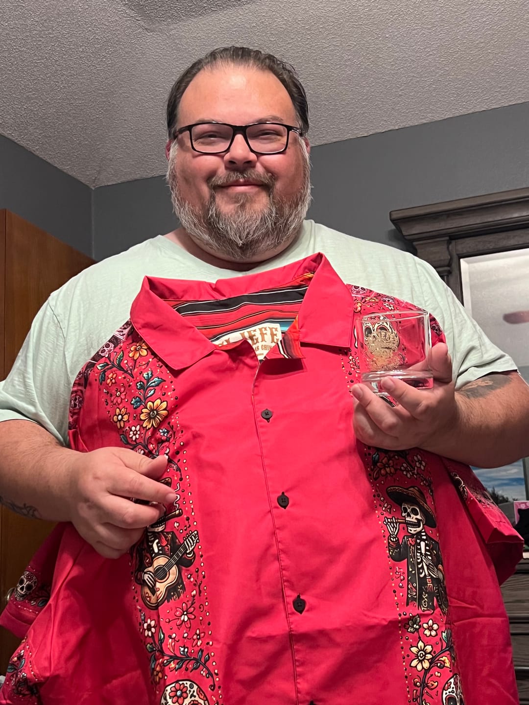 Customer photo review of El Reventón Fiesta Guayabera