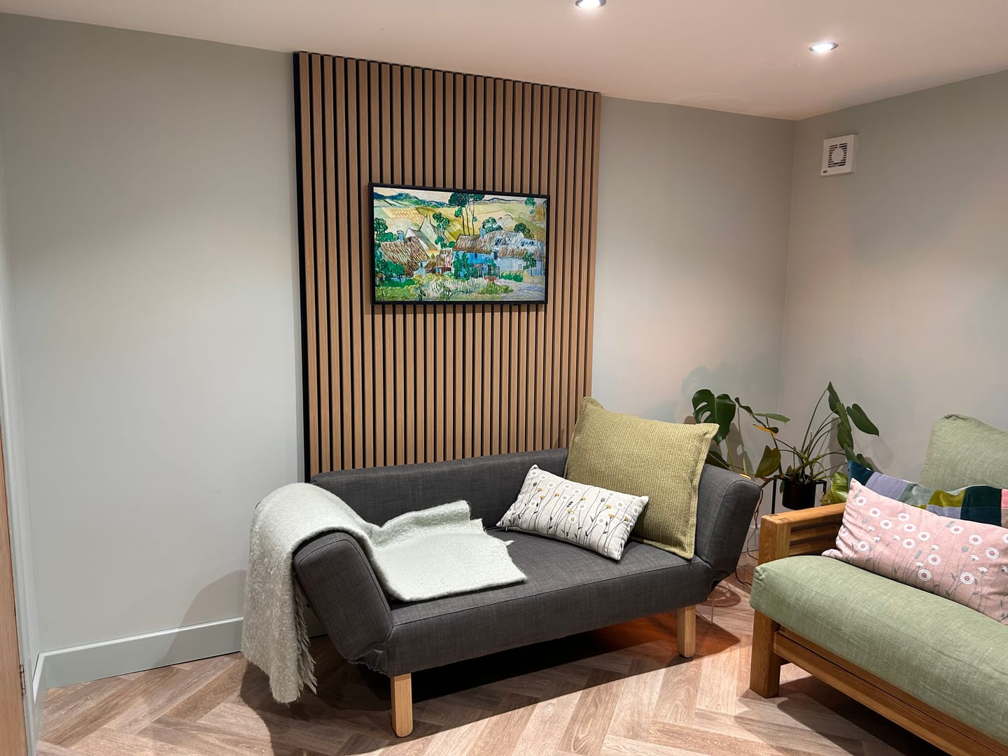 Customer photo review of Wooden Wall Panel | Natural Oak | Premium 3-sided Wood Veneer