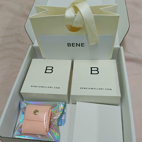 Customer photo review of Gift Bag + Gift Card
