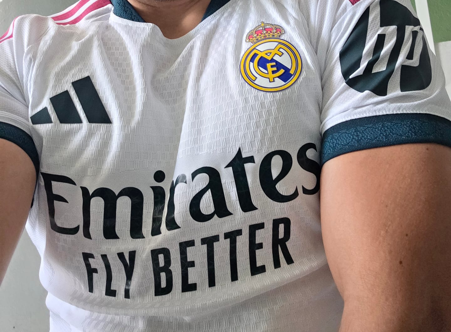 Customer photo review of Real Madrid 26-27 Local Vers. Jugador