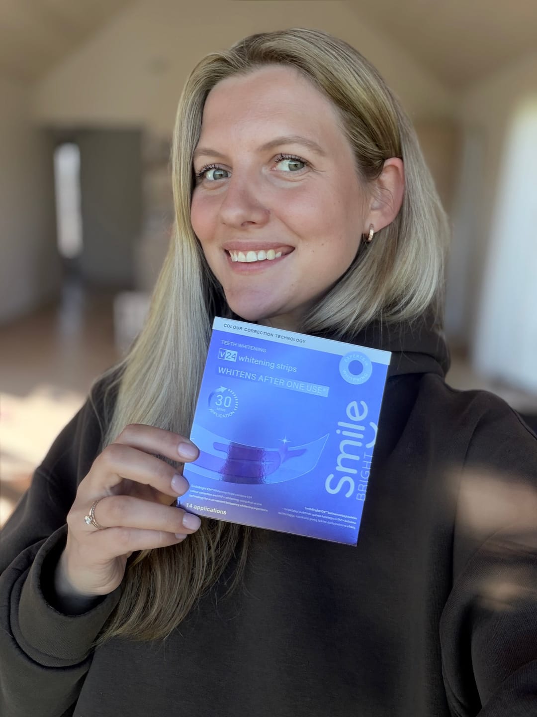 Customer photo review of V24 Violetinės Dantų Balinimo Juostelės