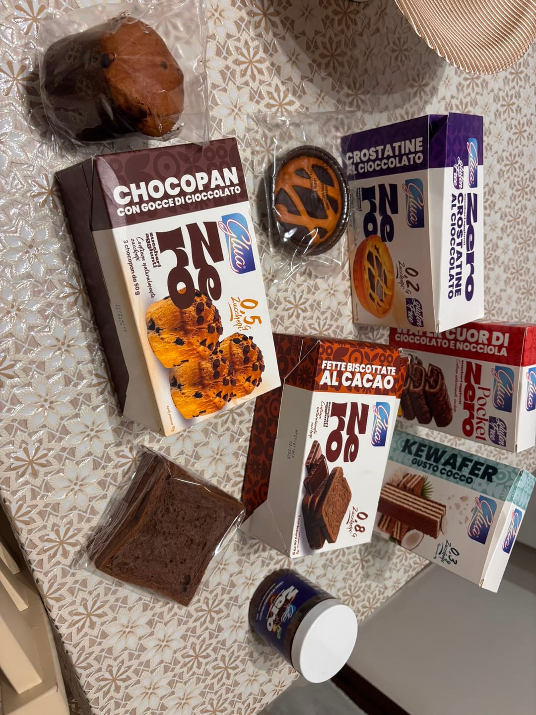 Customer photo review of Crostatine con crema al cioccolato