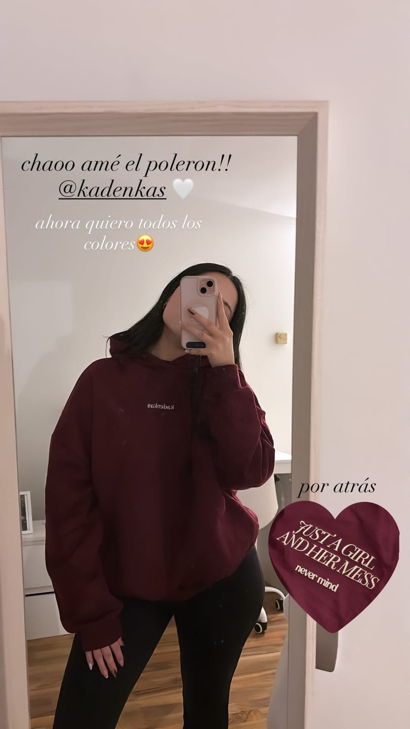 Customer photo review of (PRE-VENTA) POLERÓN HOODIE BURDEO - OVERSIZE CON GORRO LOGO Y ESPALDA BORDADO