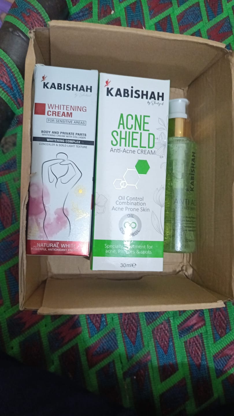 Customer photo review of Whitening Cream For Sensitive Areas Double Pack