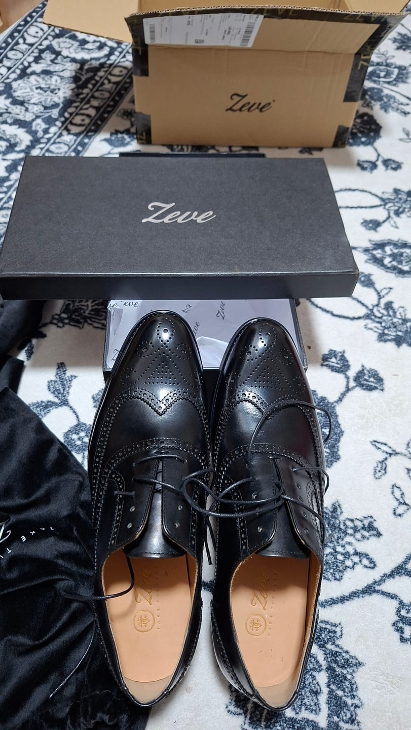 Customer photo review of Classic Oxford Brogue Wingtip - Black Lace Up