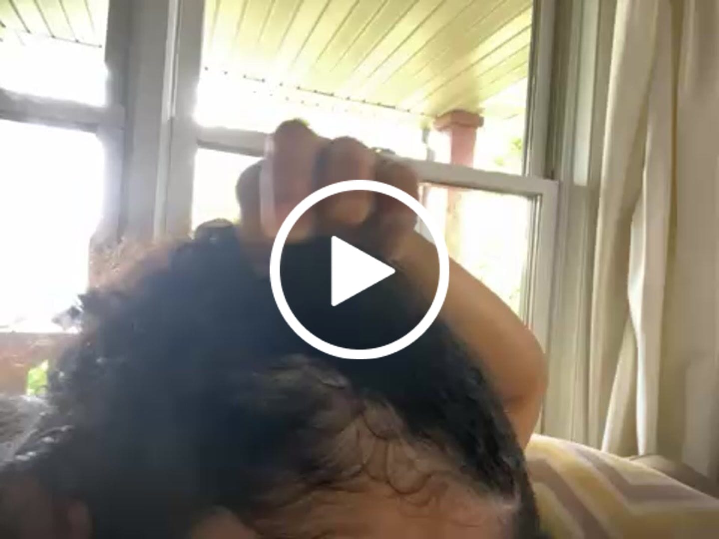 Customer video review of JUMBO Scalp Stimulator
