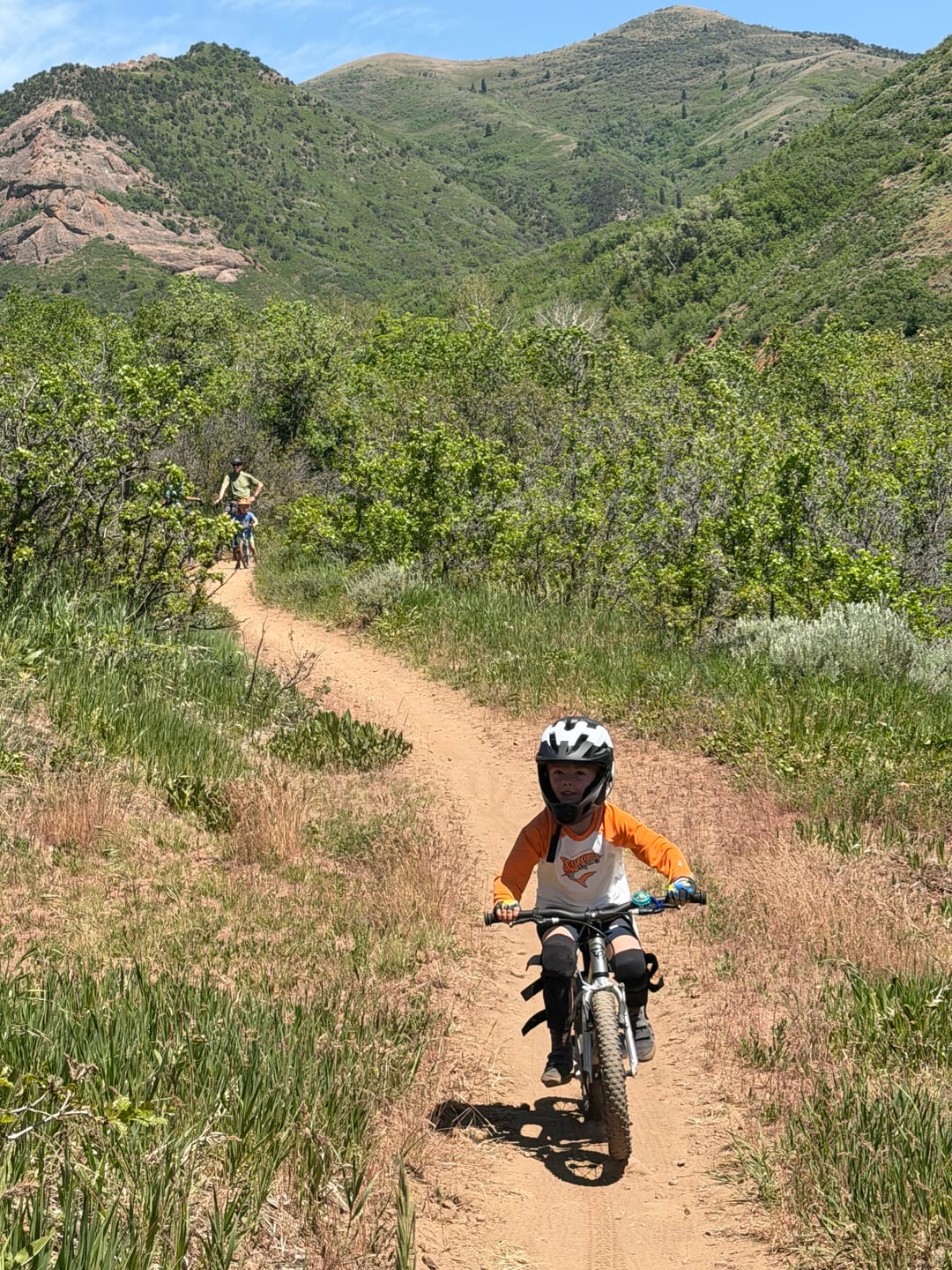 Customer photo review of TS-61 Kids Full-Face Bike Helmet