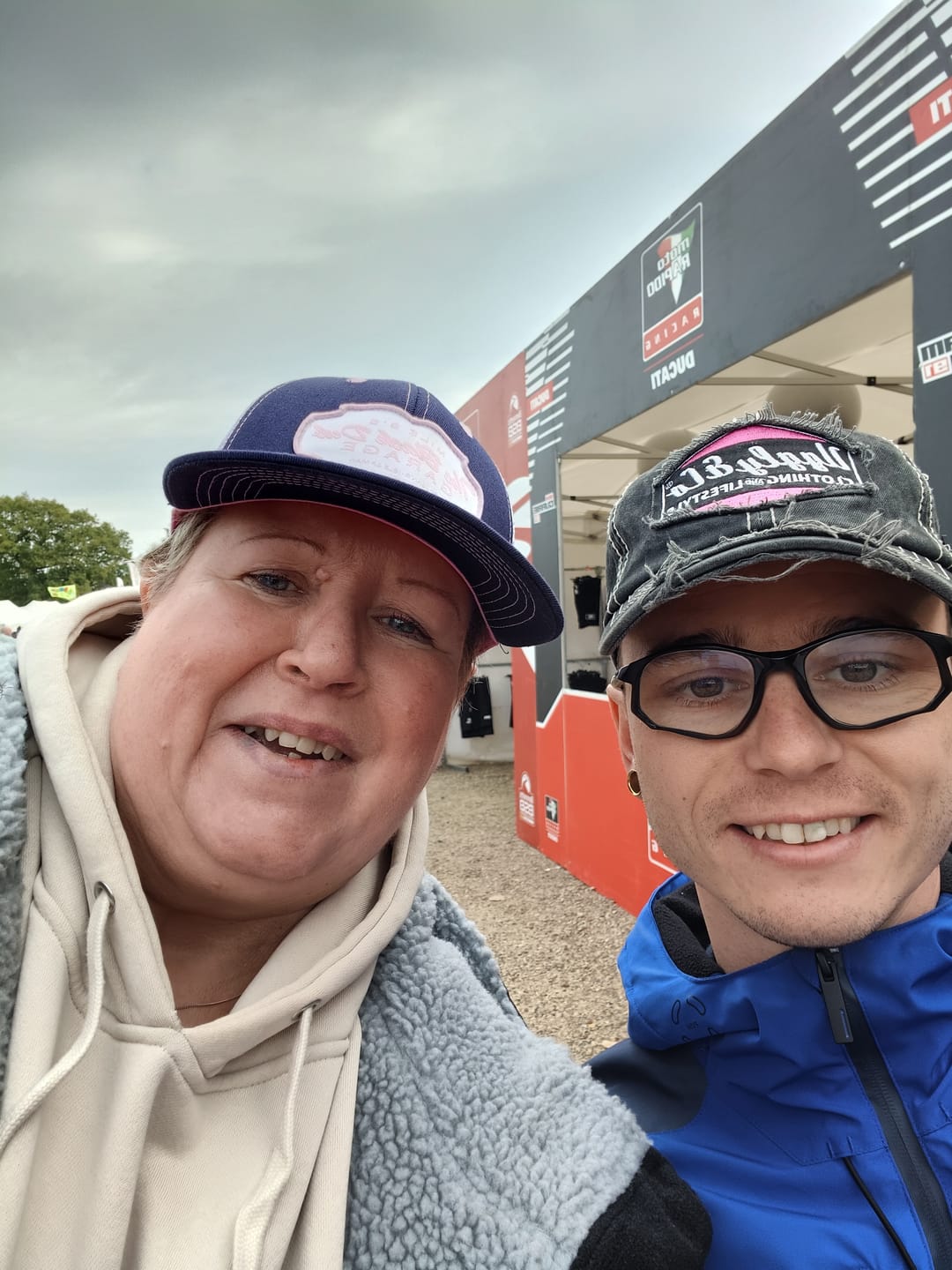 Customer photo review of Diamond Trucker Hat x Bradley Ray #28