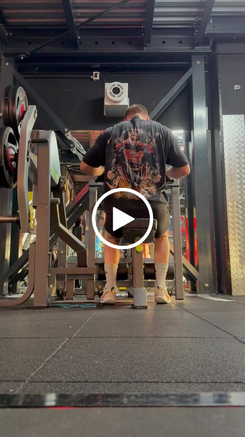 Customer video review of 4044 - Superman Graphic Tees