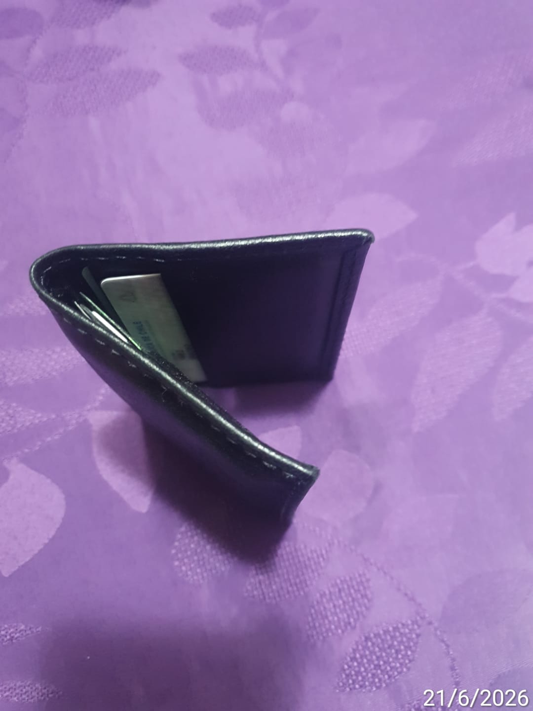 Customer photo review of Tarjetero Almendro
