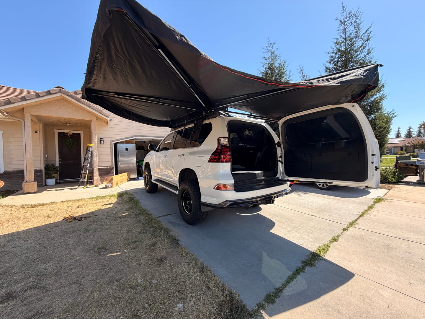 Customer photo review of OPENROAD 270 Free Standing Awning for Camping-Trail Series