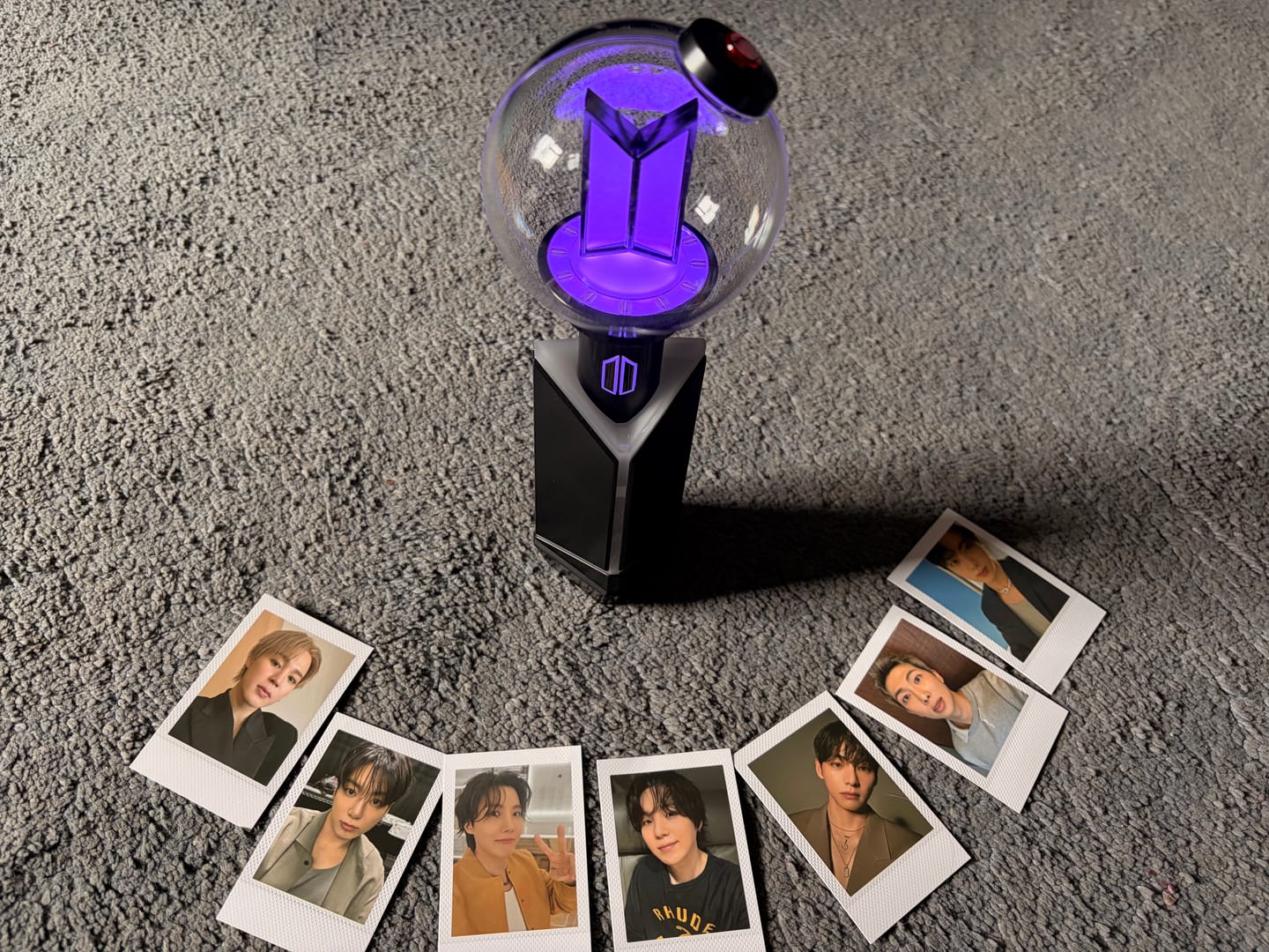 Customer photo review of BTS - OFFICIAL LIGHT STICK VER.4