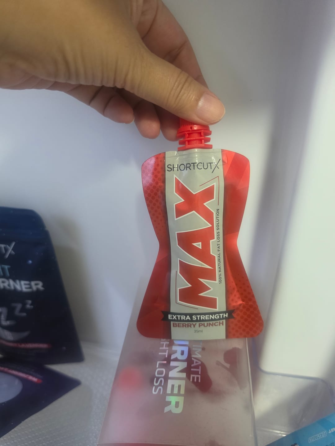 Customer photo review of Extreme Weight Loss Combo - 4x Max Fat Burner Bundle