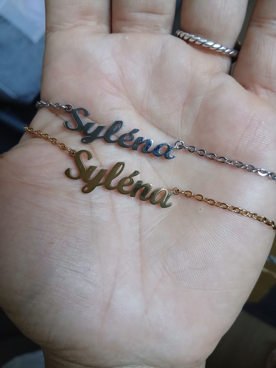 Customer photo review of Collier Personnalisé - MyLittleNecklace