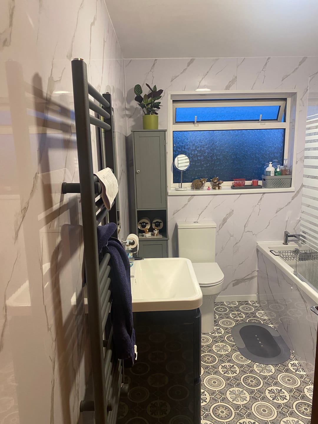 Customer photo review of Premium Carrara White Marble Gloss Shower Wall Panel - 1M x 2.4M