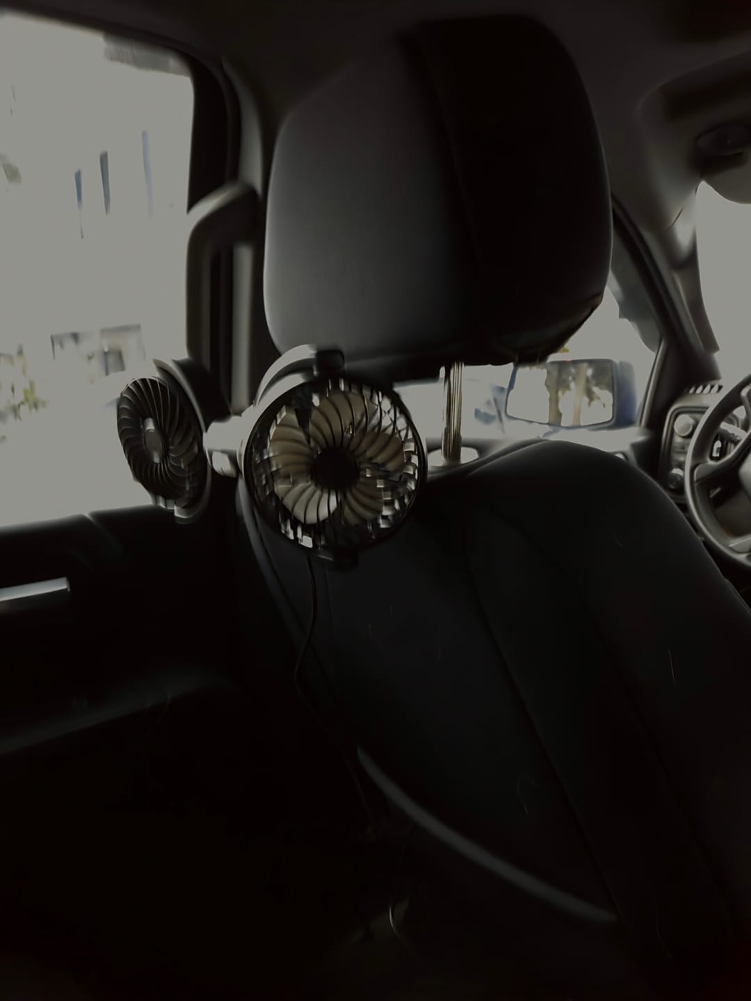Customer photo review of NEW Adjustable Backseat Dual Cooling Fans (Compatible with USB-A plug Only)