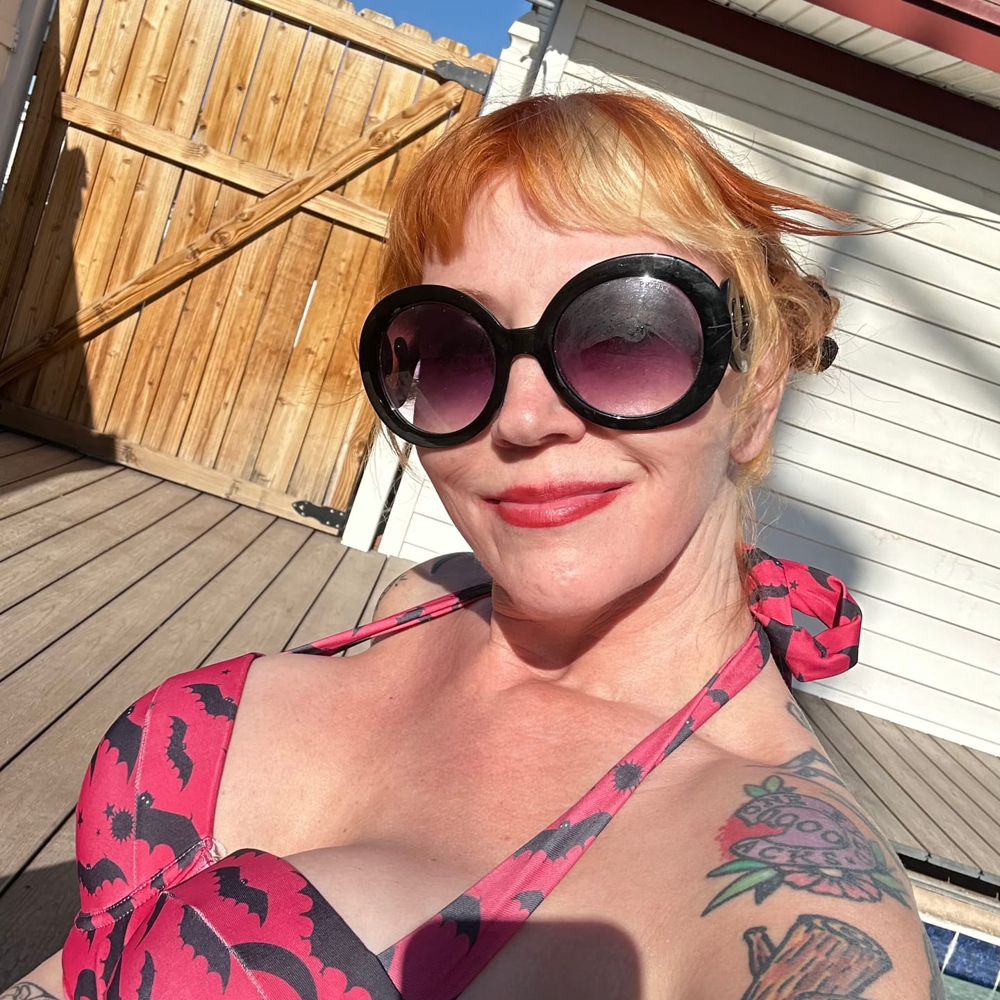 Customer photo review of Wine Red 1950s Bat Print Lace-Up Halter Swimsuit