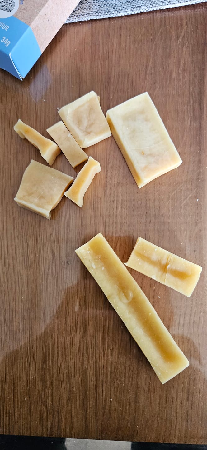 Customer photo review of Treateaters Himalayan Cheese Tyggeben 34 g