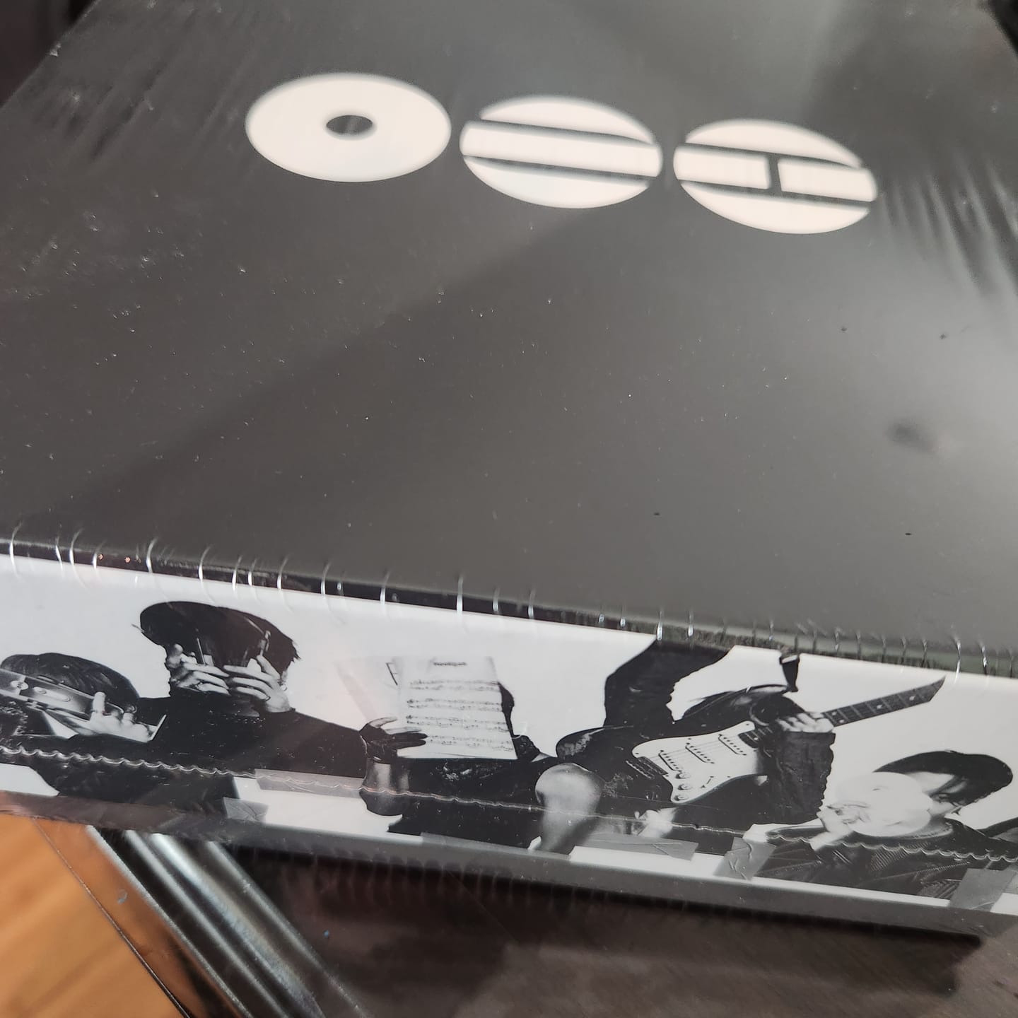 Customer photo review of BTS - ARIRANG 5TH ALBUM T-SHIRT CD BOX SET VER