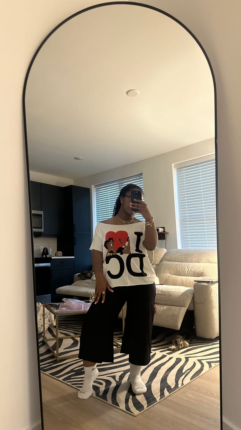 Customer photo review of I <3 DC ONE SHOULDER TOP
