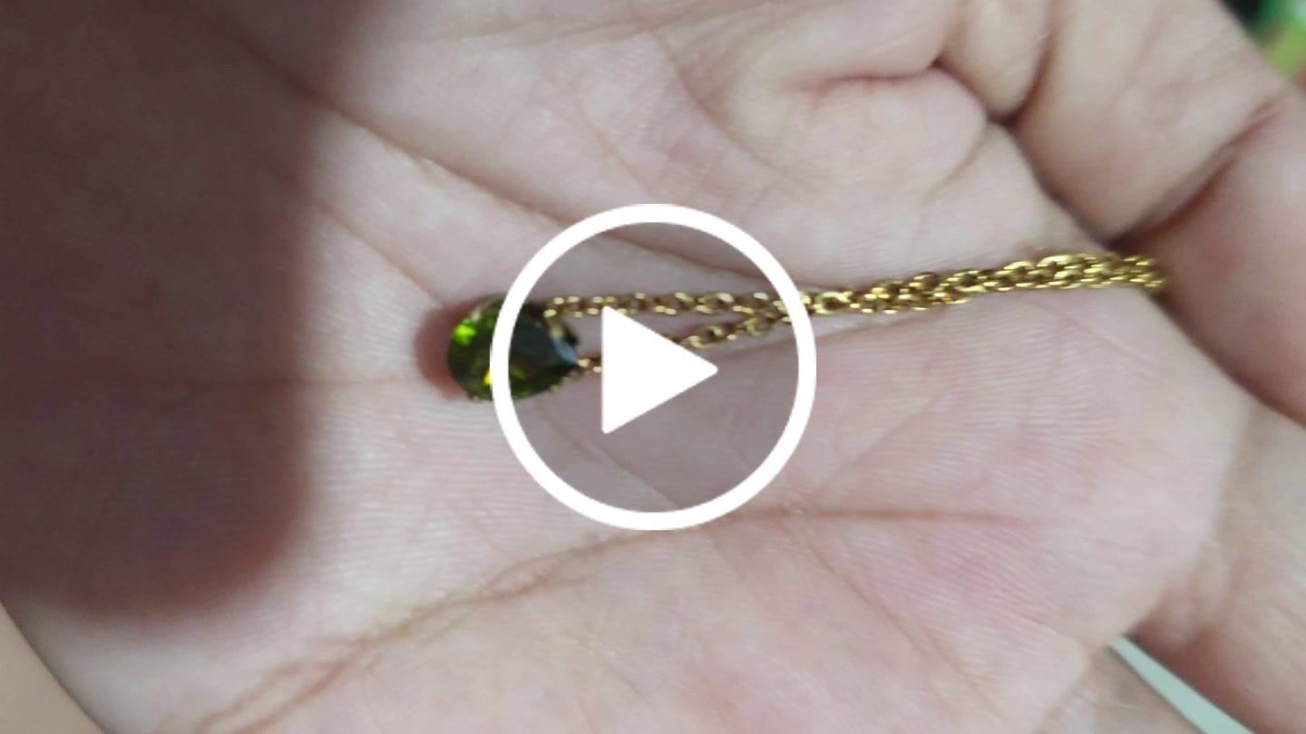 Customer video review of Collar Birthstone Teardrop