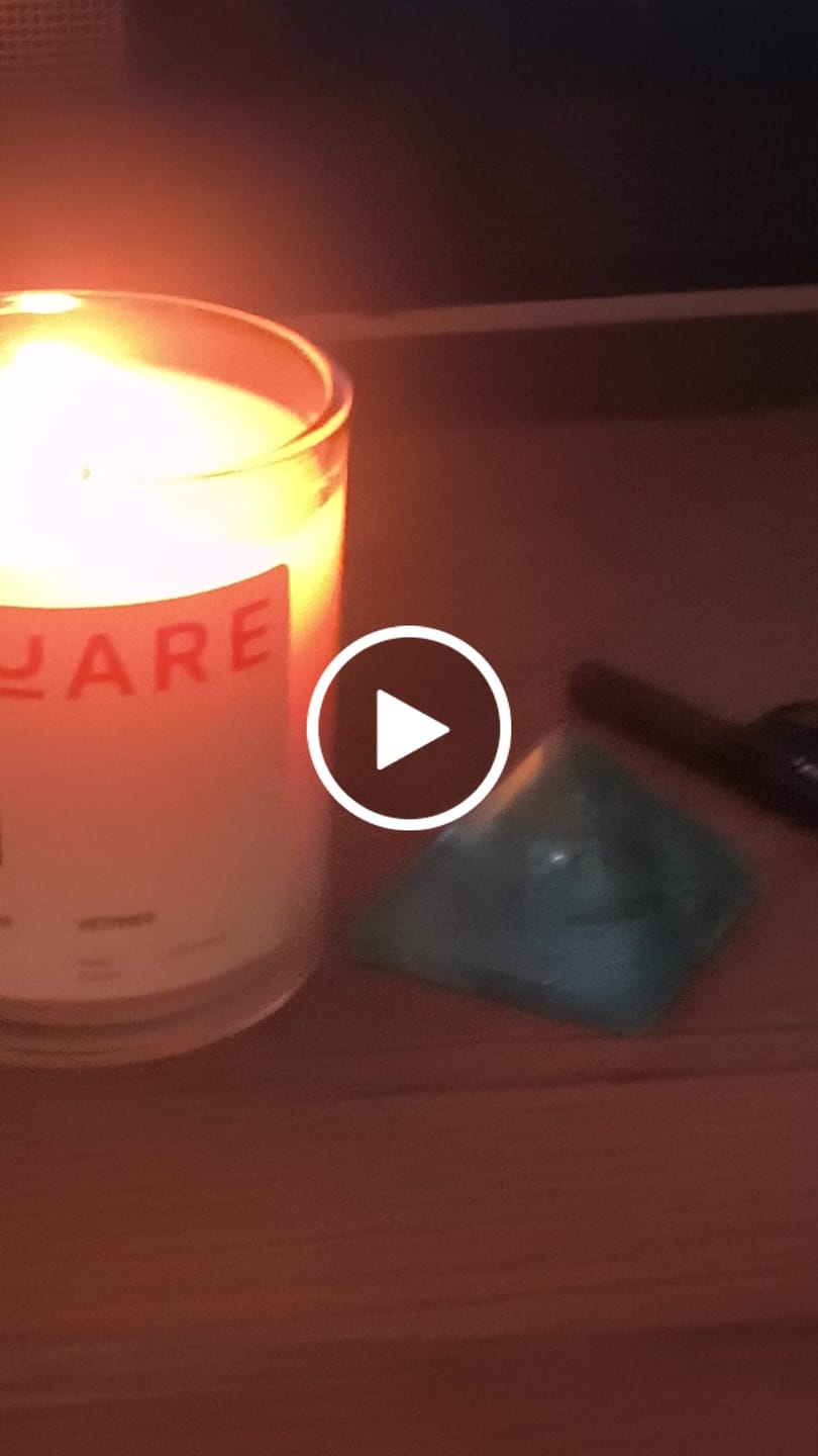 Customer video review of Tangerine Vetiver 01 (Small)