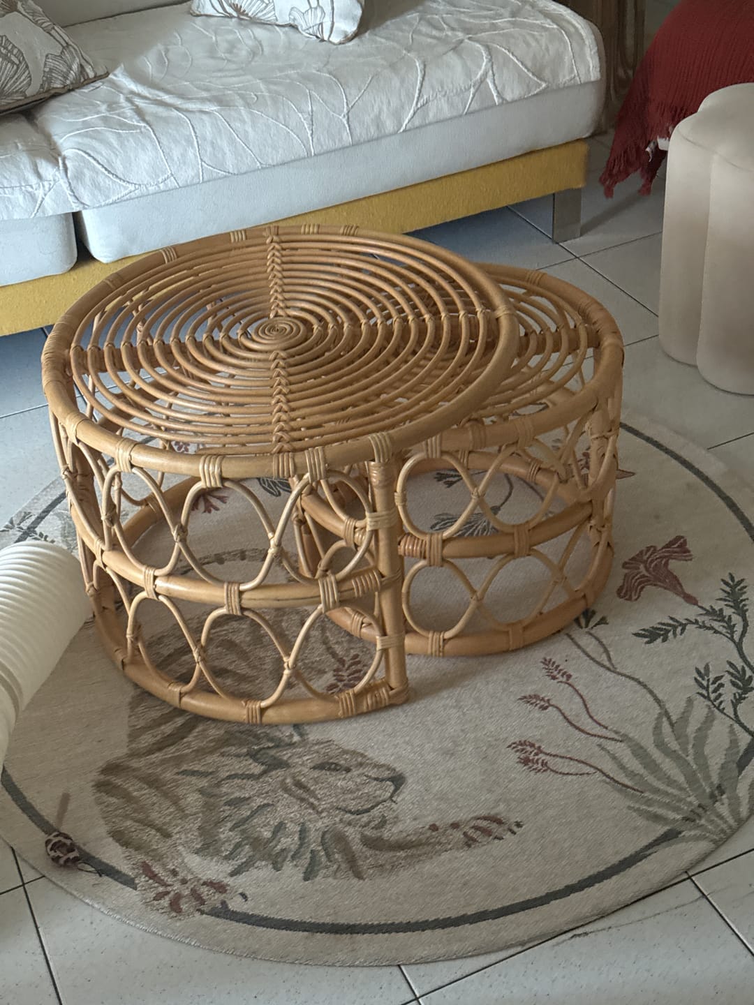Customer photo review of SALAWATI - Set de 2 tables basses gigognes en rotin naturel