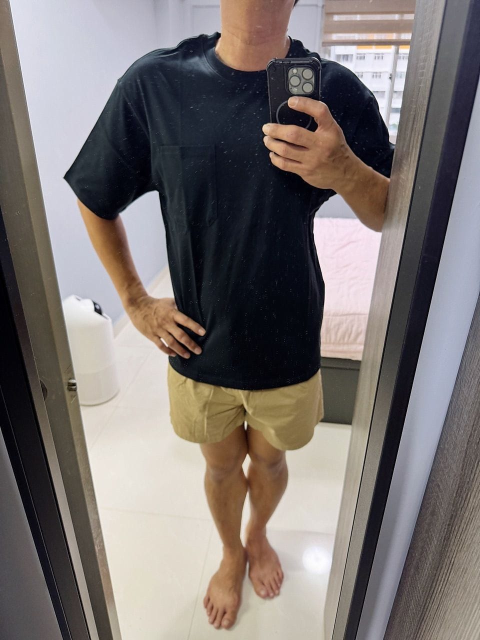 Customer photo review of Pocket Oversized T-shirt 270GSM