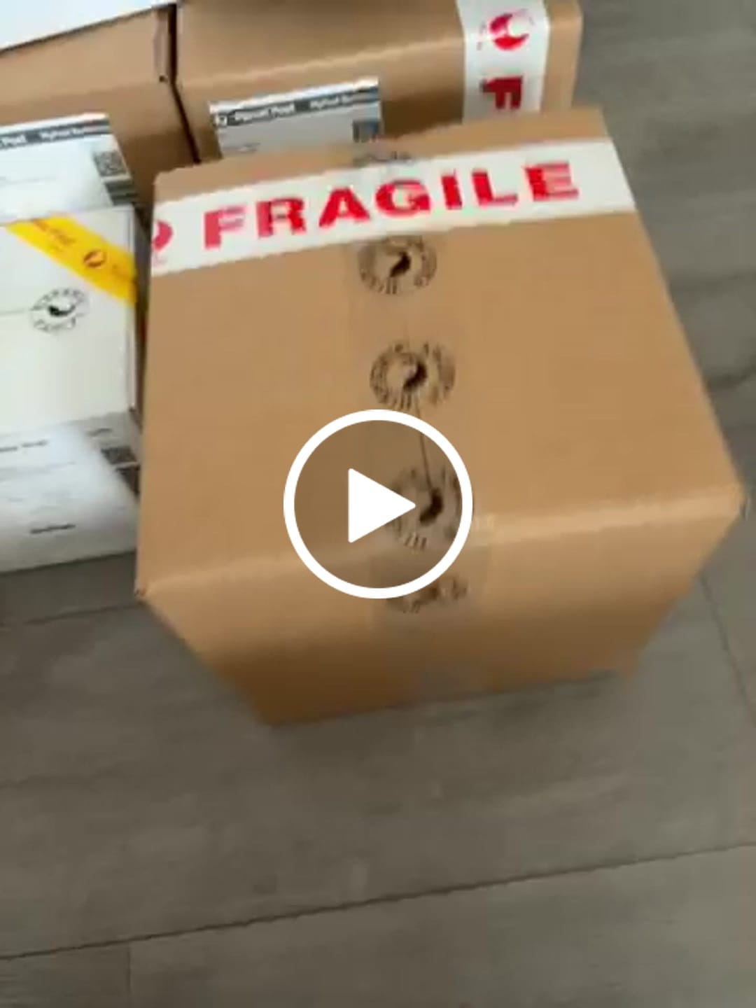 Customer video review of 230 x 230 x 230mm Regular Brown Shipping Carton B938