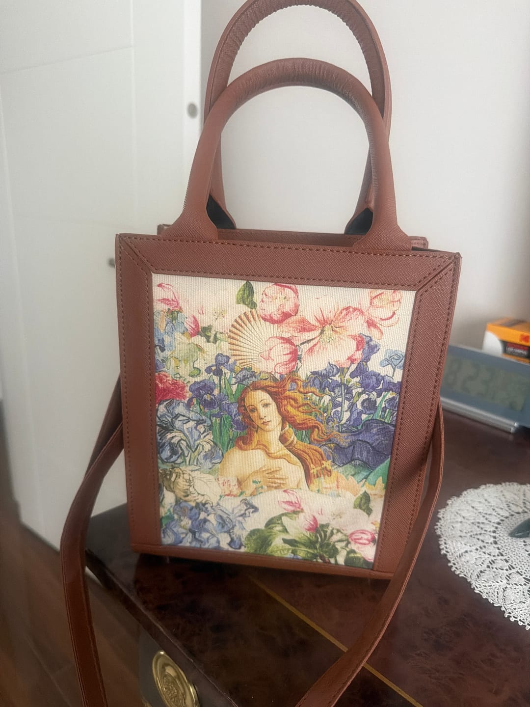 Customer photo review of The Birth of Venus Tablo Çanta