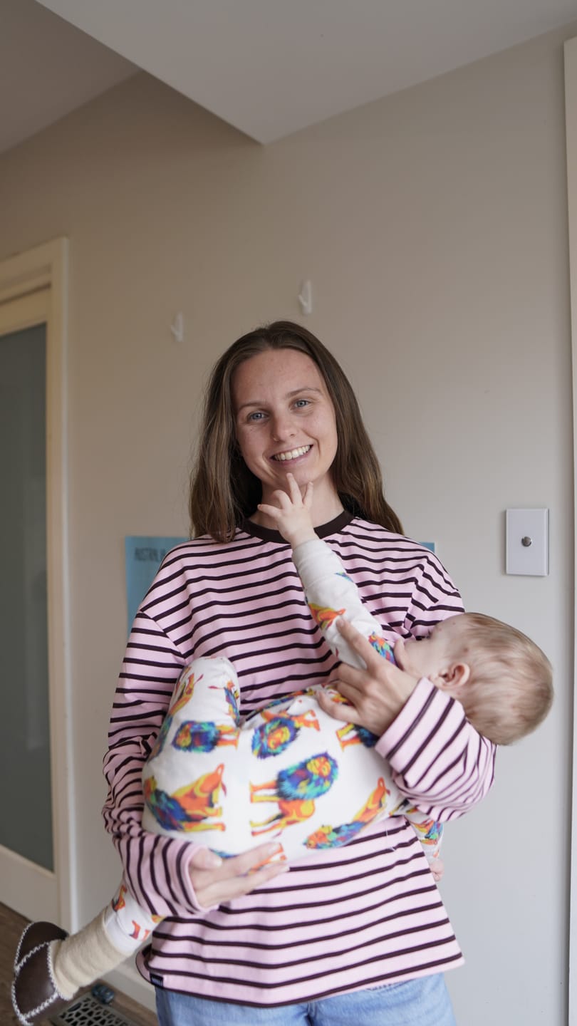 Customer photo review of Pink & Brown Breastfeeding Long Sleeve with Hidden Zip