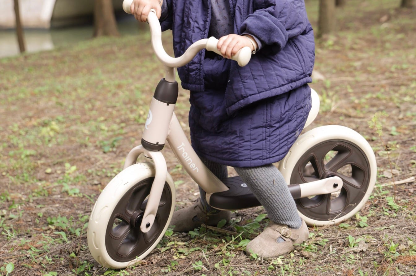 Customer photo review of Trainer Black Balance Bike with Footrest 2Y+