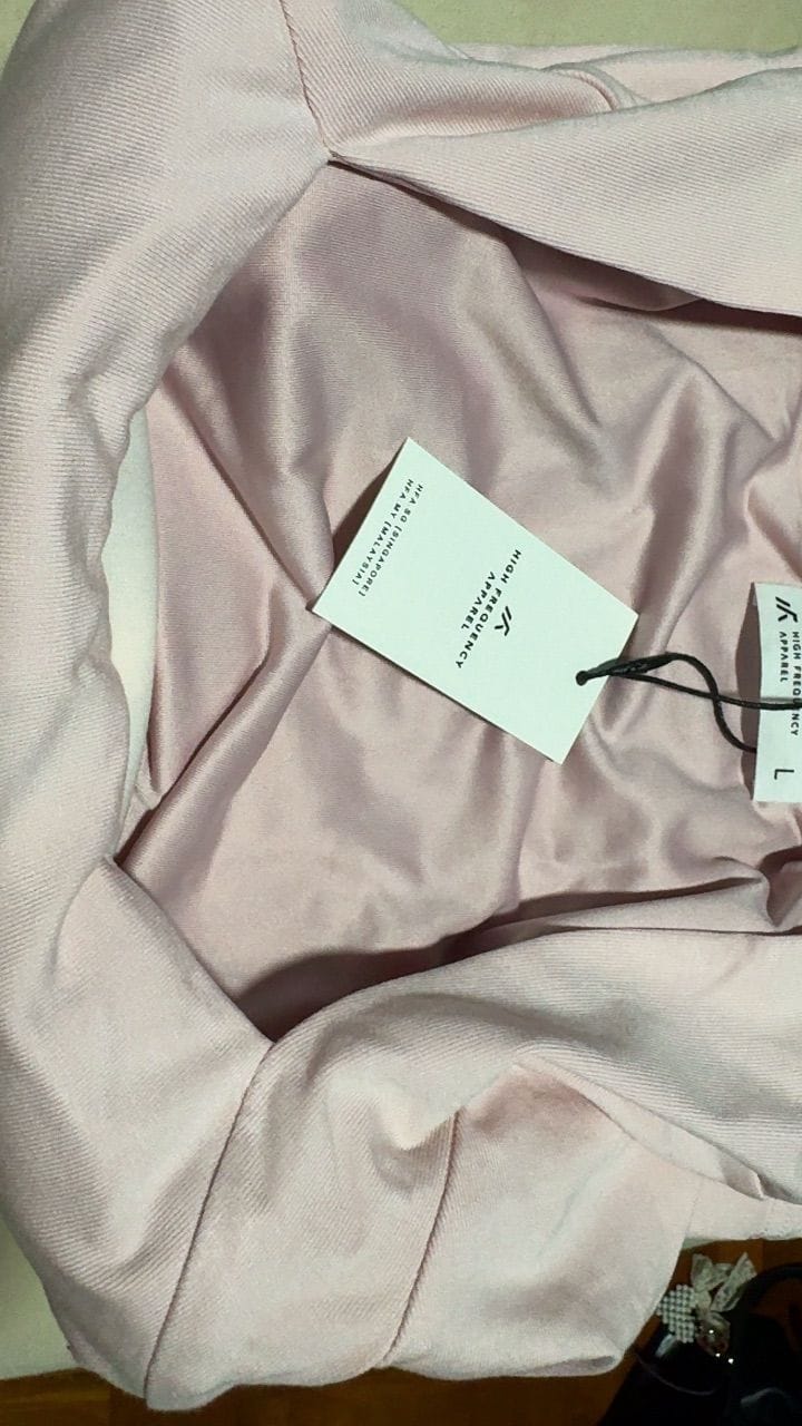 Customer photo review of Square Neck Padded Top