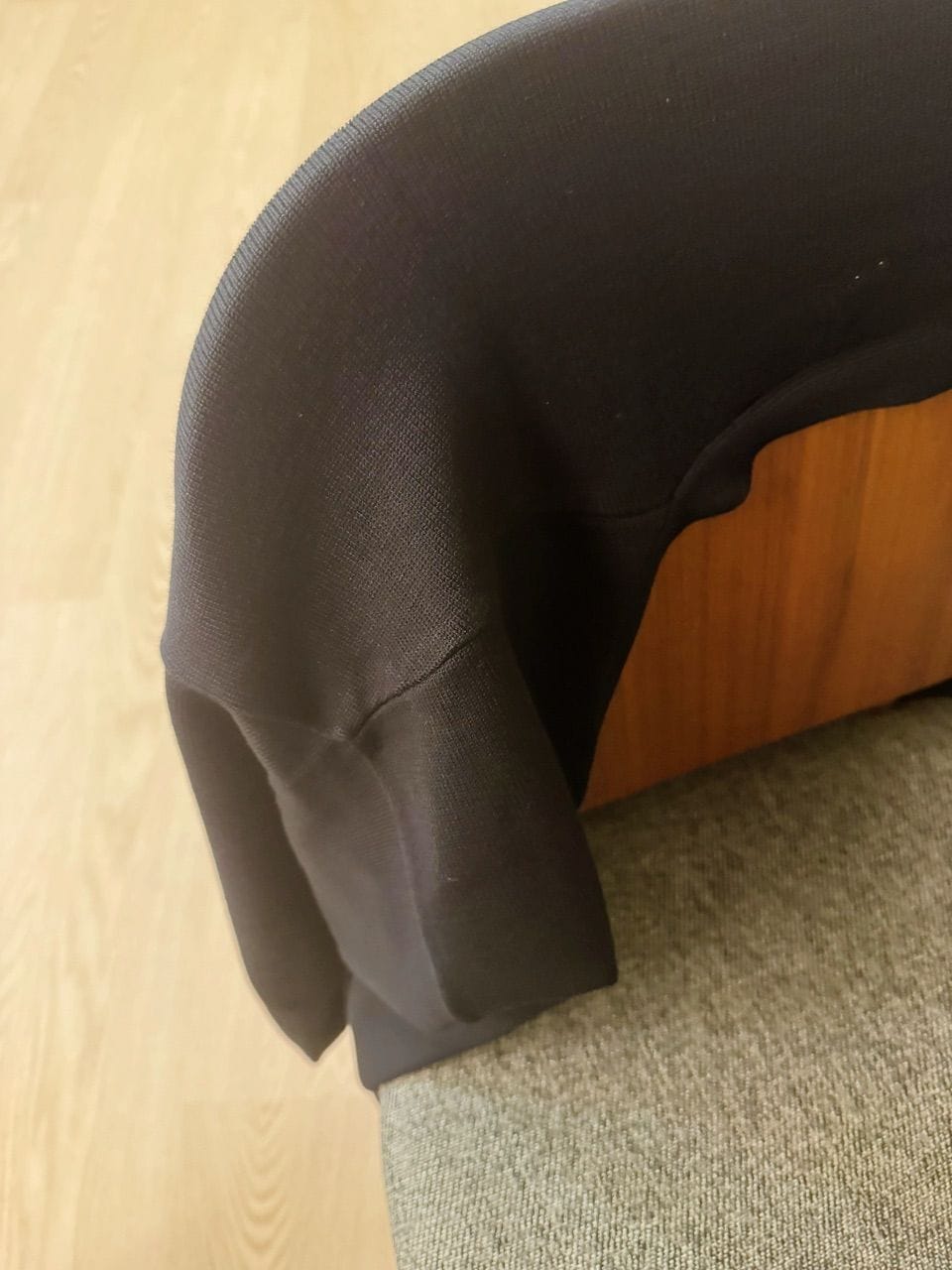 Customer photo review of Unisex Relax Fitted Knitted Cardigan