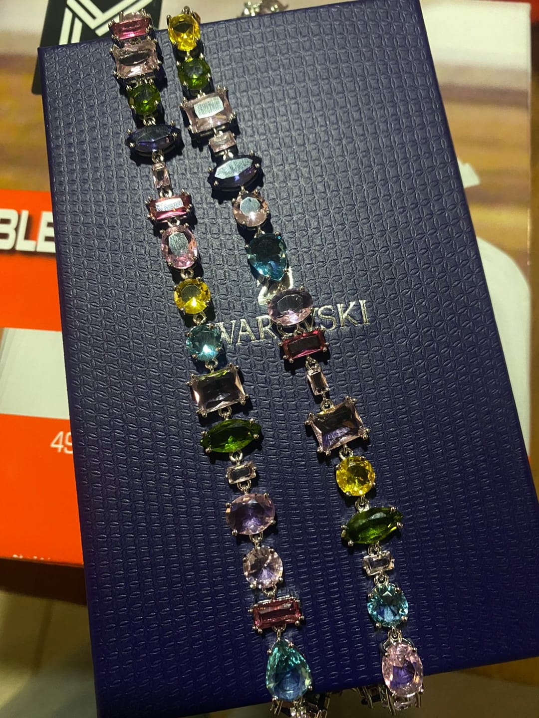 Customer photo review of SET CONJUNTO COLLAR + PULSERA + ARETES SWAROVSKI MULTICOLOR GEMA PIEDRAS CRISTALES