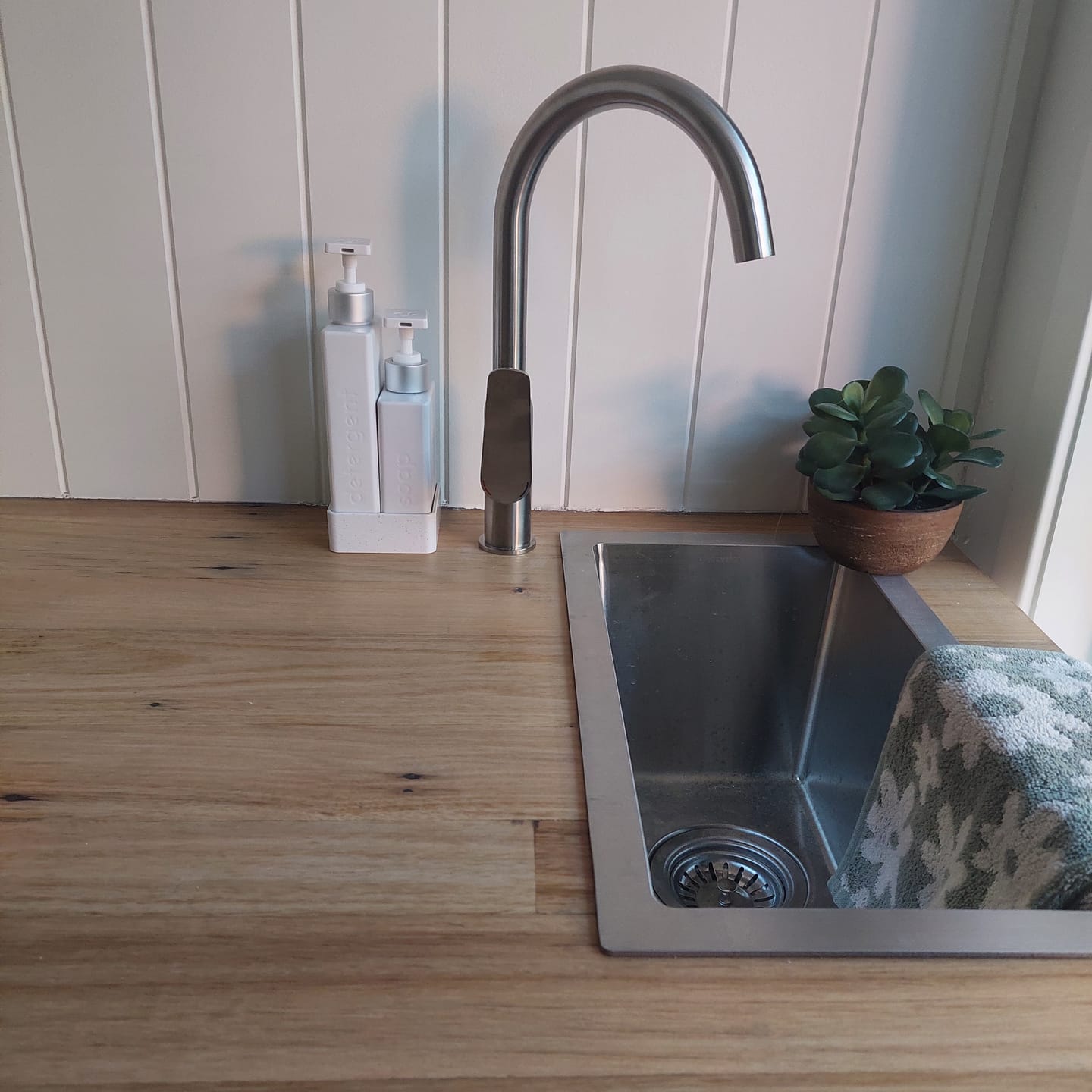 Customer photo review of Gleam & Go - Refillable Kitchen Soap Dispenser (Mini Set)