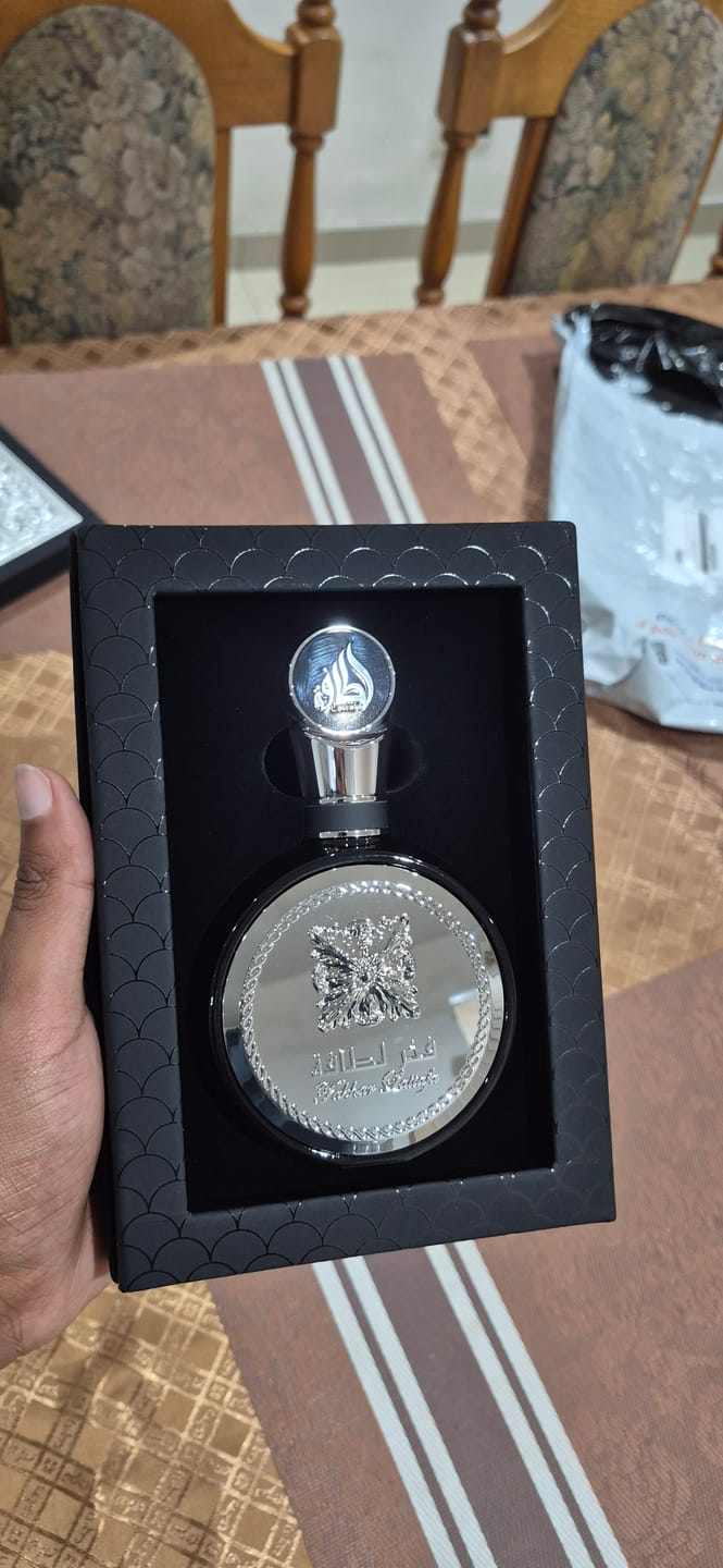 Customer photo review of Fakhar Homme 100ml Eau De Parfum