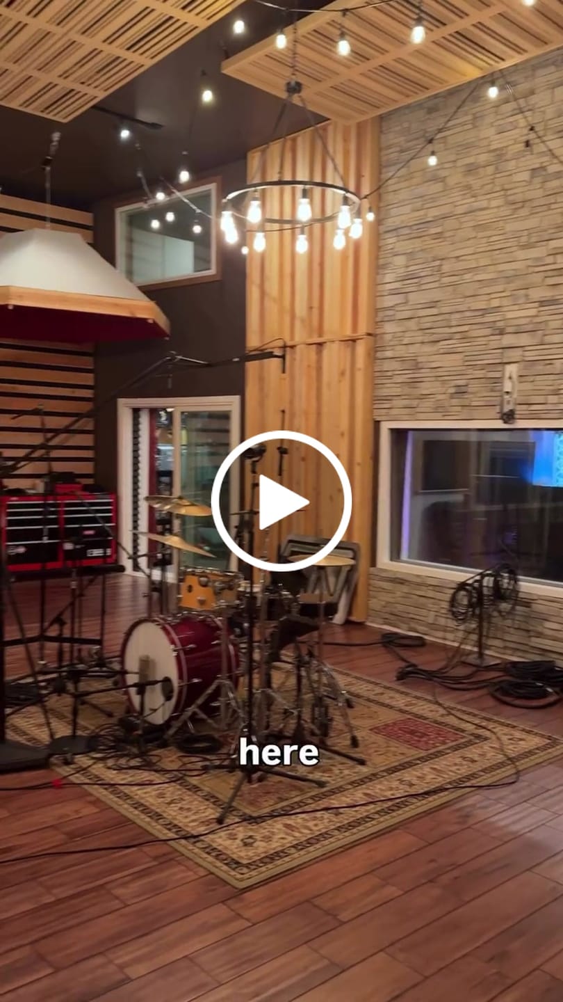 Customer video review of R1