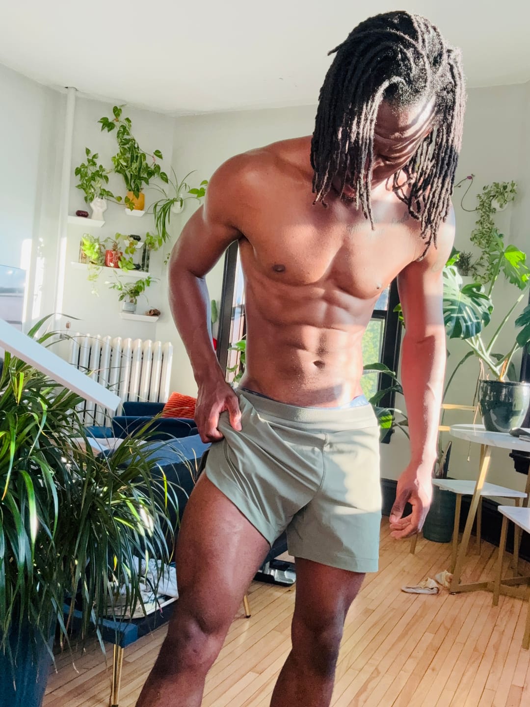 Customer photo review of Core Hybrid Shorts 5" Inseam