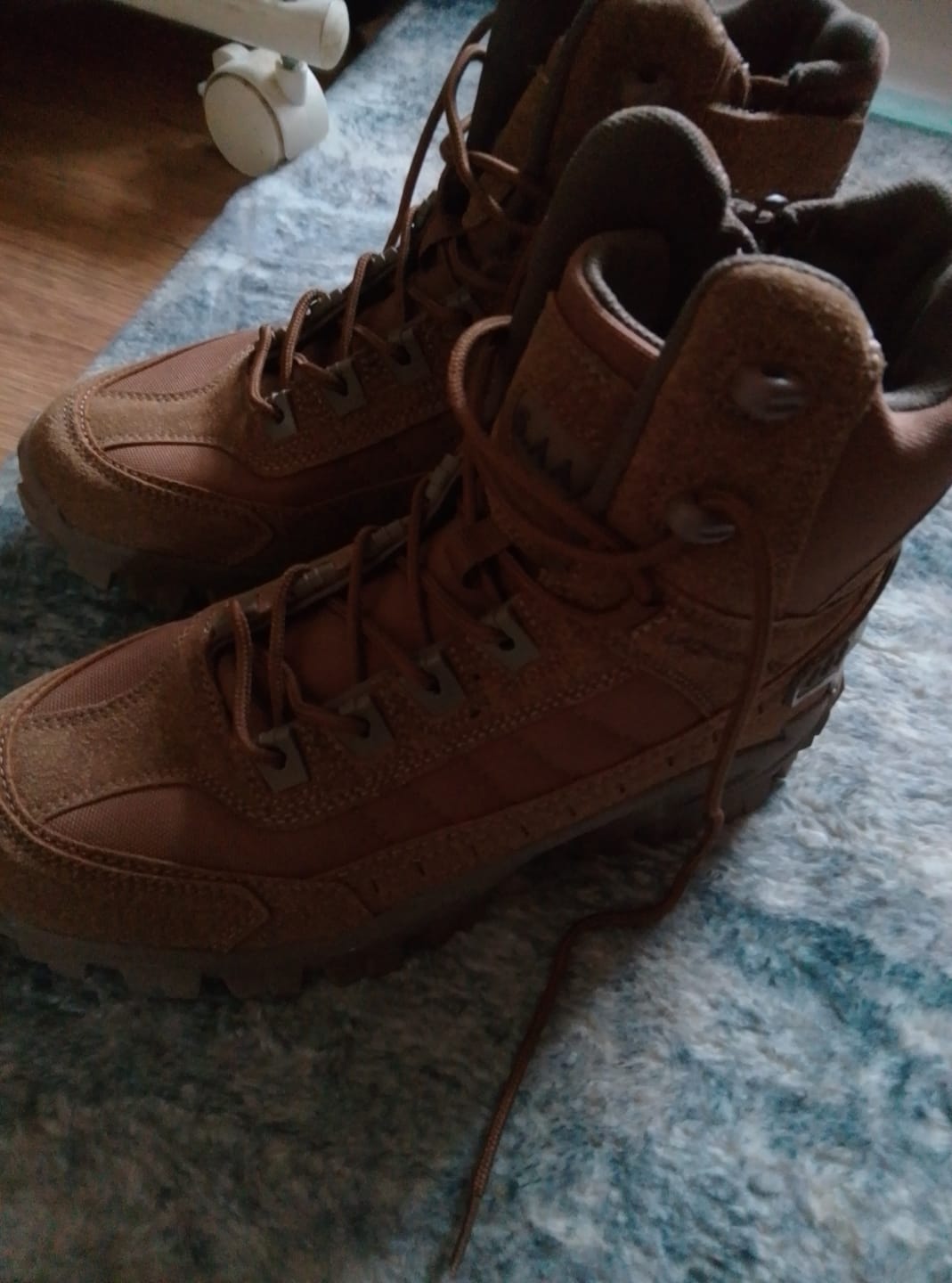 Customer photo review of Wasserdichte taktische Arbeitsstiefel mit Anti-Durchdringung – TrailForce Tactical
